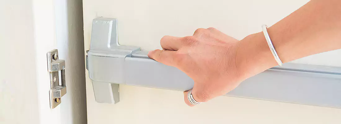 Fast and Affordable Door Panic Bar Installation in Venice, FL